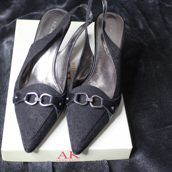 Anne Klein Heels (Worn) - Picture 1 of 3